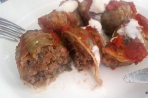 Sarmale cu varza chinezeasca si morcovi violeti