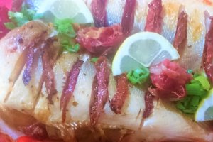 Salau cu prosciutto, rosii uscate si usturoi