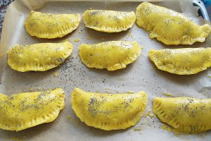 Empanadas cu carne amestec si ciuperci