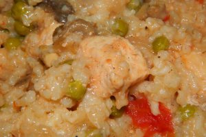 Orez cu piept de pui, mazare si ciuperci la slow cooker Crock-Pot