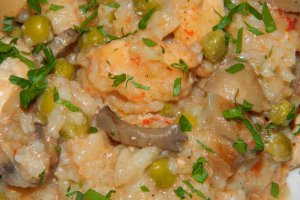 Orez cu piept de pui, mazare si ciuperci la slow cooker Crock-Pot