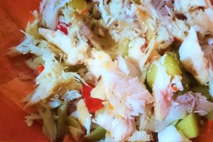 Salata cu hering si pastrav afumat