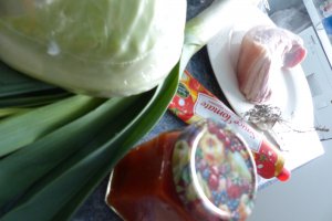Varza dulce cu sunca de porc sarata