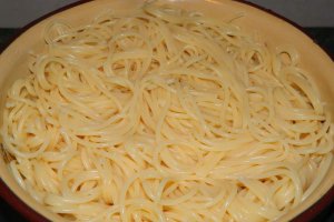 Spaghete cu perisoare