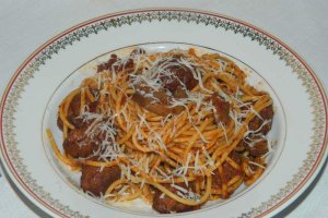 Spaghete cu perisoare