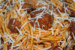 Spaghete cu perisoare