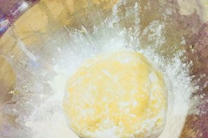 Desert mini tarte cu mere