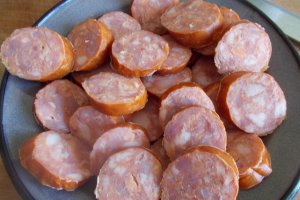 Ciorba de fasole uscata, cu carnat afumat