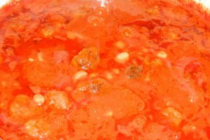 Tagliatelle cu chiftelute, ciuperci si porumb