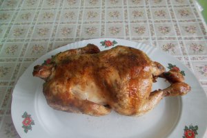 Pui la rotisor, cu cartofi, ciuperci si usturoi
