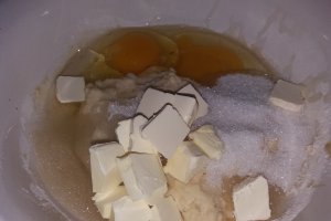 Desert croissante cu ciocolata