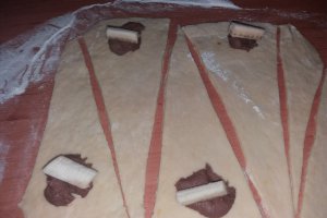 Desert croissante cu ciocolata