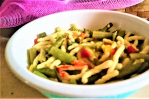 Fasole verde cu ardei / si  paste