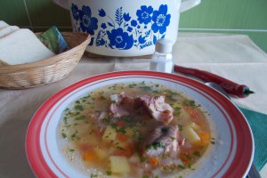 Ciorba de legume cu ciolan afumat