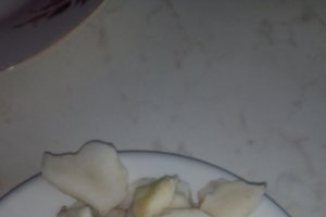 Friptura de porc la tigaie si garnitura de napi prajiti
