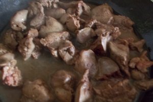 Tarta din ficatei de pui si branza de burduf