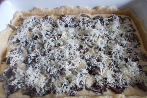 Tarta din ficatei de pui si branza de burduf
