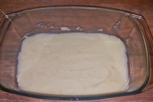 Musaca cu sos bechamel