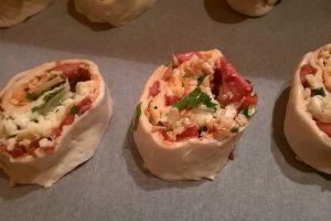 Pizza rolls