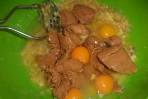 Desert cookies cu banane, unt de arahide si fulgi de ciocolata