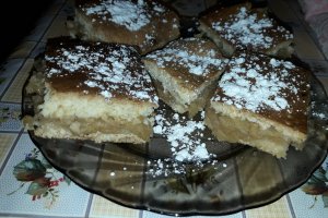 Desert placinta cu mere si aluat fraged ( de post)
