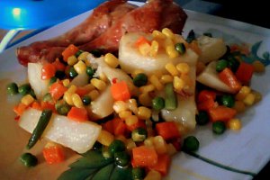 Pulpe pe pat de legume