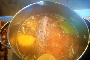 Ciorba de porc cu conopida si broccoli