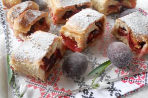 Desert strudel cu prune