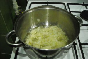 Pulpe de pui la gratar, cu ciuperci si smantana