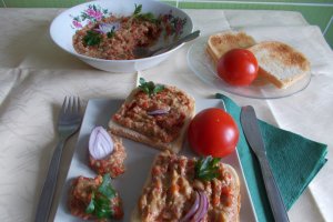 Salata de vinete si ardei capia