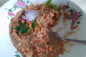 Salata de vinete si ardei capia