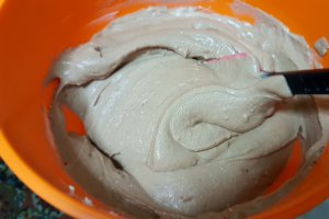 Desert cheesecake cu ciocolata si visine
