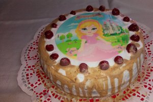 Desert tort Sofia cu frisca si cirese din compot