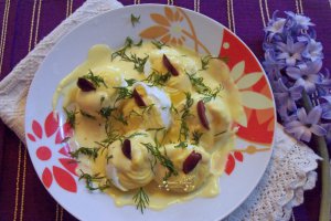 Aperitiv oua cu maioneza si marar