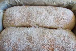 Desert strudel de post, cu mere, stafide si visine