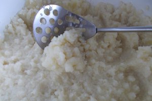 Supa crema de conopida, cu crutoane
