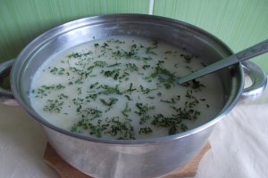 Supa crema de conopida, cu crutoane