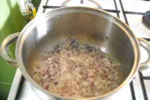 Spaghete cu ciuperci, in sos alb