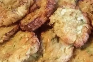 Chiftele cu dovlecei si unt de crab