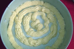 Desert tort Ecler cu crema caramel