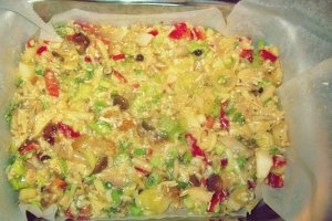 Aperitiv budinca cu pui, ciuperci si legume