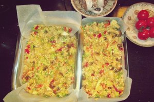 Aperitiv budinca cu pui, ciuperci si legume