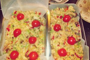 Aperitiv budinca cu pui, ciuperci si legume