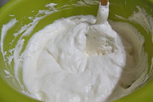 Desert prajitura cu crema de lime