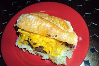Burger cu carne de vita