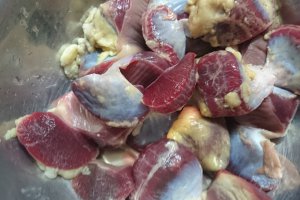 Mazare verde cu pipote si piept de pui