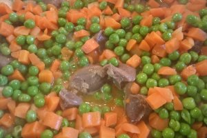 Mazare verde cu pipote si piept de pui