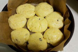 Chifle cu branza de burduf si masline