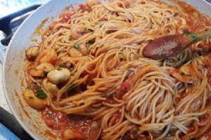 Spaghette cu fructe de mare