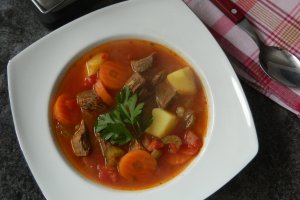 Ciorba de manzat cu maghiran